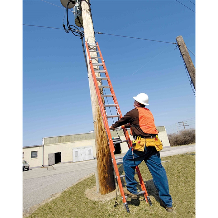 24 FOOT LADDER